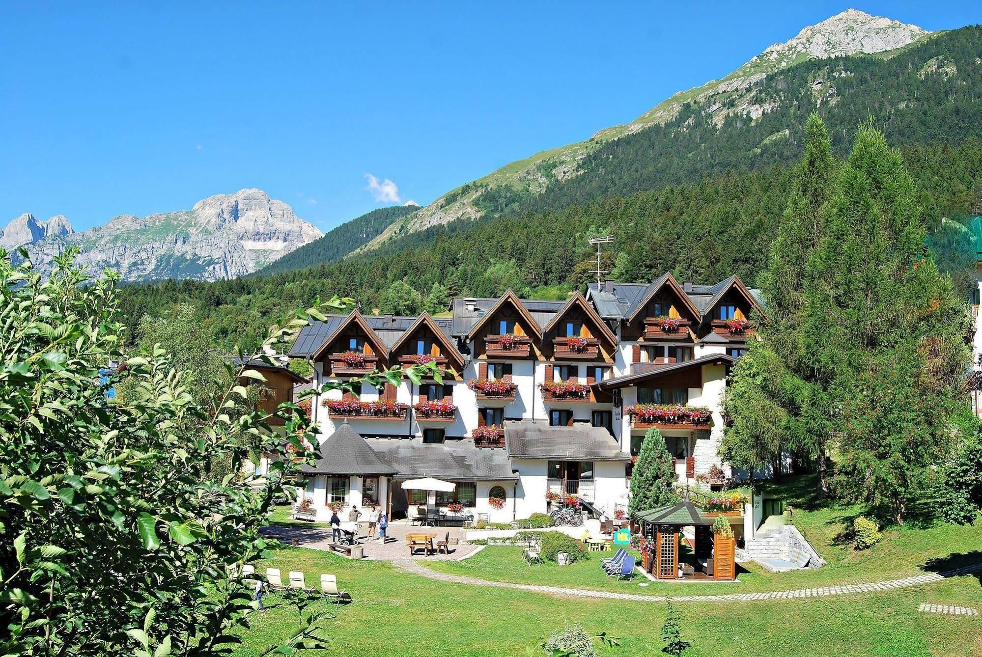 Il Piccolo Dolomiti Resort Andalo Εξωτερικό φωτογραφία